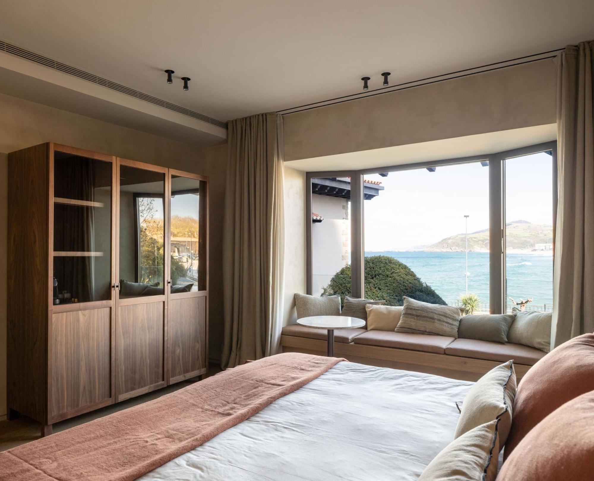 Hotel Ur Bare Zarautz Exterior photo
