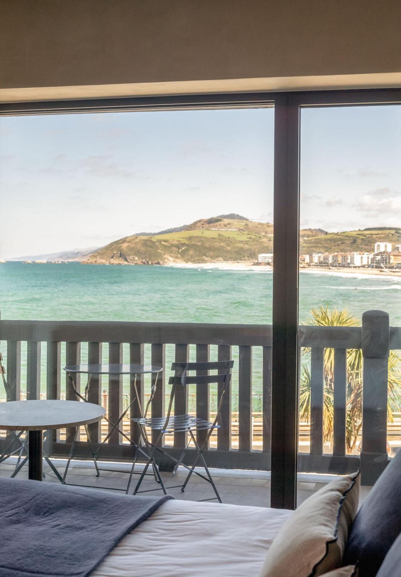 Hotel Ur Bare Zarautz Exterior photo